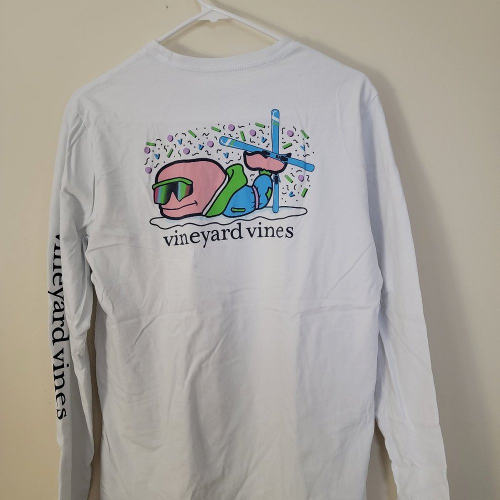 Boys XL Vineyard Vines LS tee